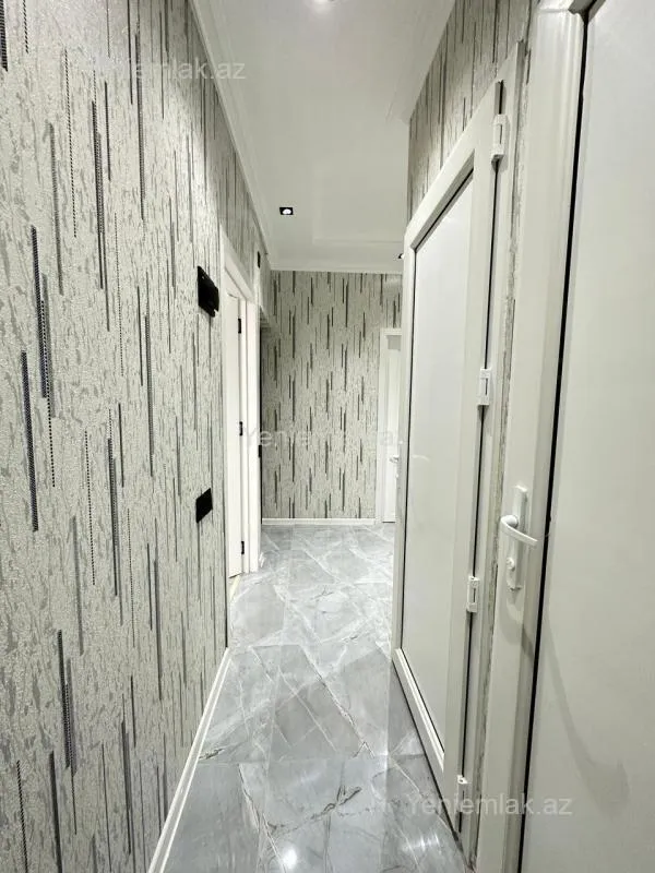 Satılır 2 otaqlı köhnə tikili 65 m²