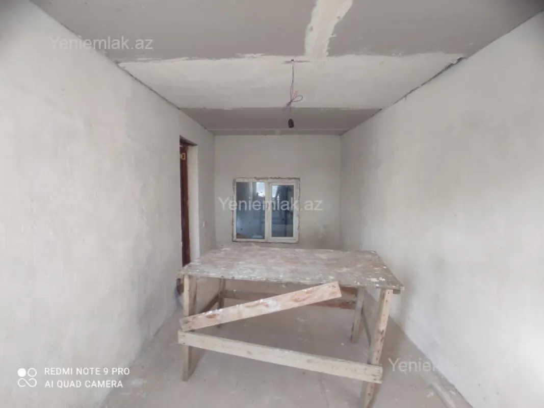 Satılır 2 otaqlı həyət evi 60 m²