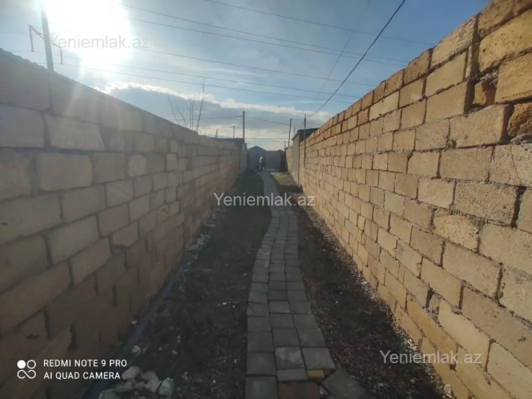 Satılır 2 otaqlı həyət evi 60 m²