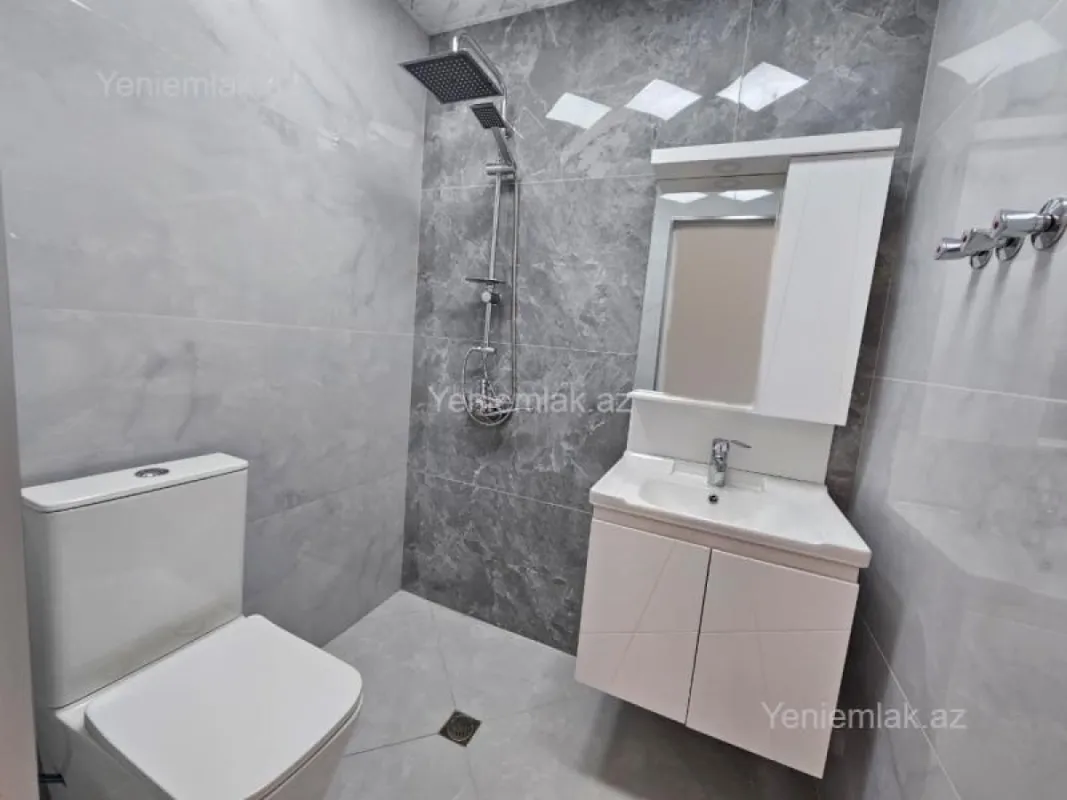 Satılır 2 otaqlı köhnə tikili 40 m²