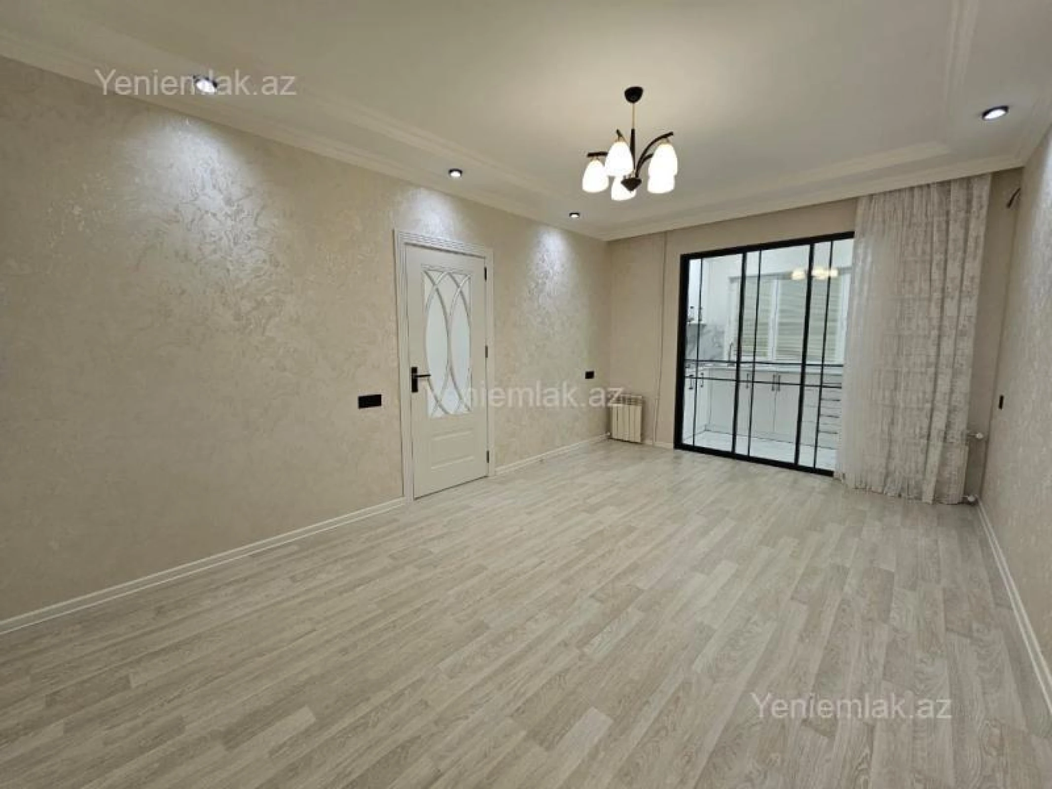 Satılır 2 otaqlı köhnə tikili 40 m²