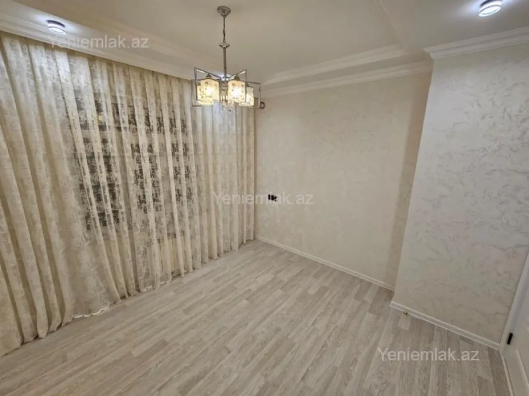 Satılır 2 otaqlı köhnə tikili 40 m²