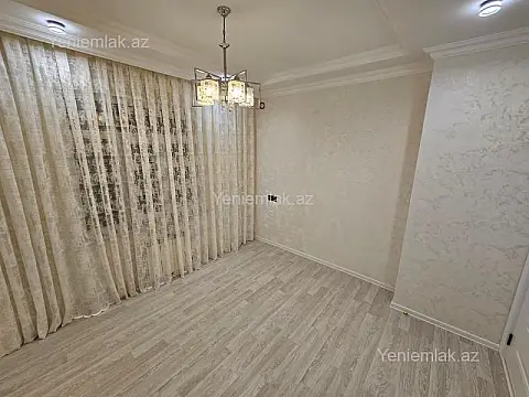 Satılır 2 otaqlı köhnə tikili 40 m²