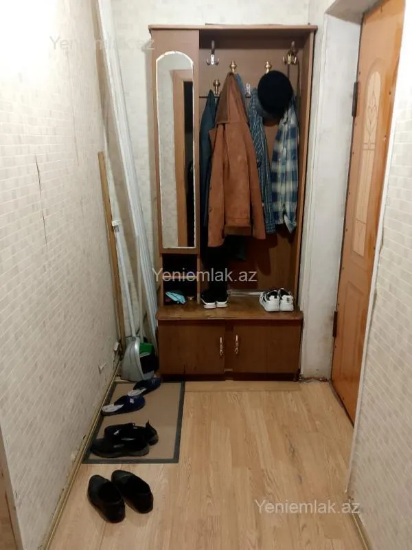 Satılır 3 otaqlı köhnə tikili 85 m²