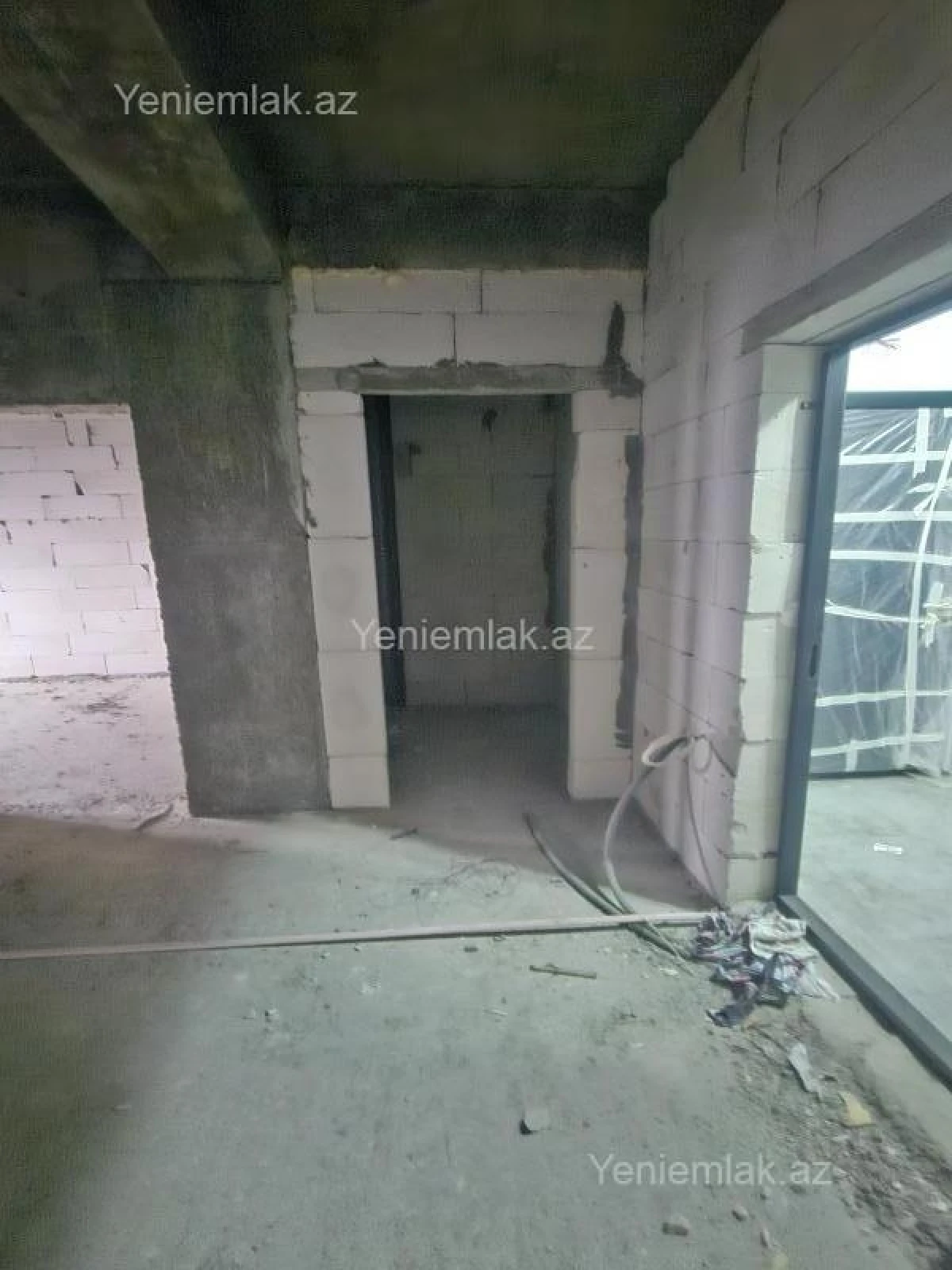 Satılır 3 otaqlı yeni tikili 125 m²