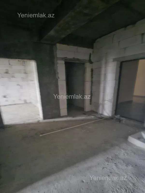 Satılır 3 otaqlı yeni tikili 125 m²
