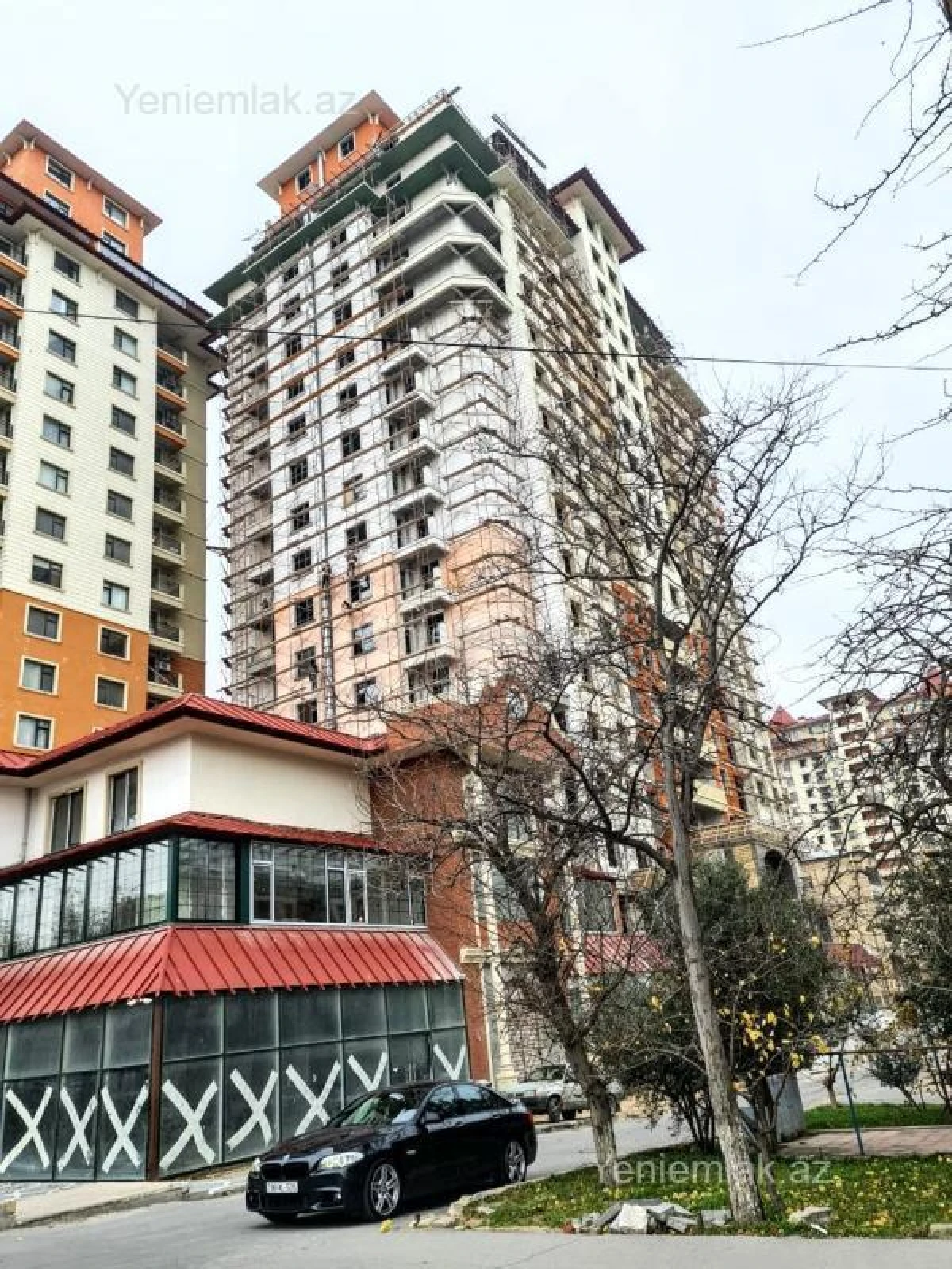 Satılır 3 otaqlı yeni tikili 125 m²