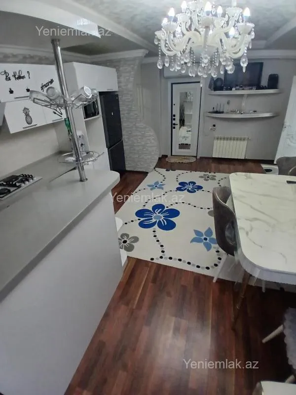 Satılır 2 otaqlı yeni tikili 50 m²