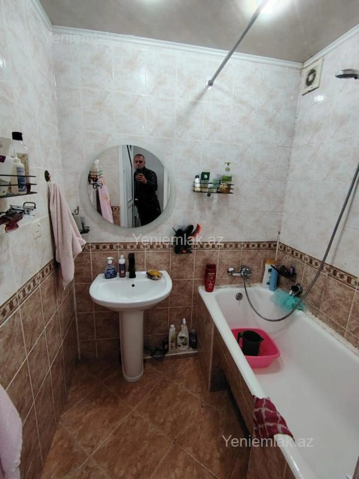 Satılır 4 otaqlı köhnə tikili 95 m²