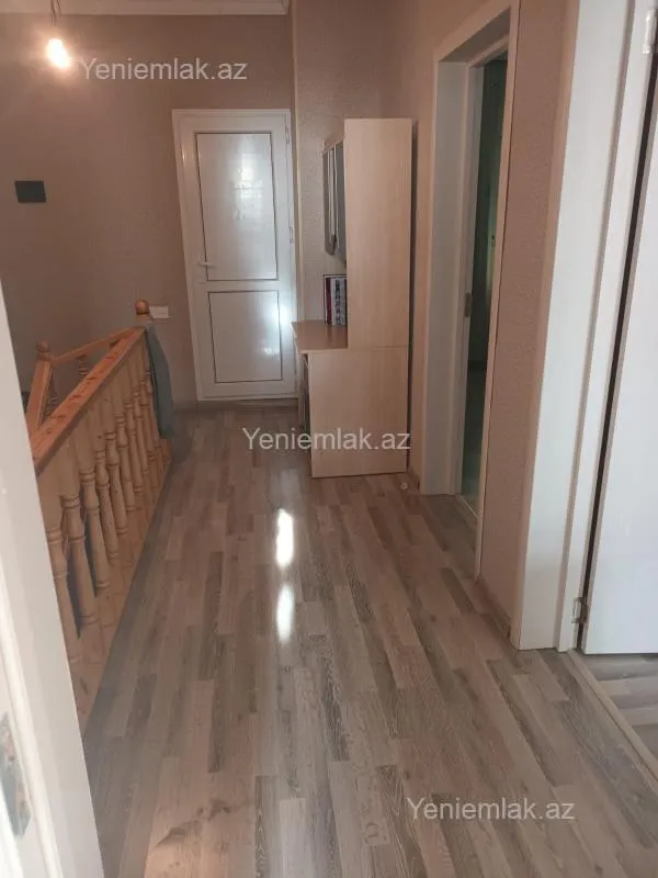 Satılır 4 otaqlı həyət evi 120 m²