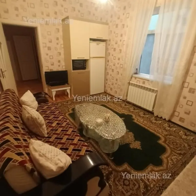 Satılır 4 otaqlı həyət evi 120 m²