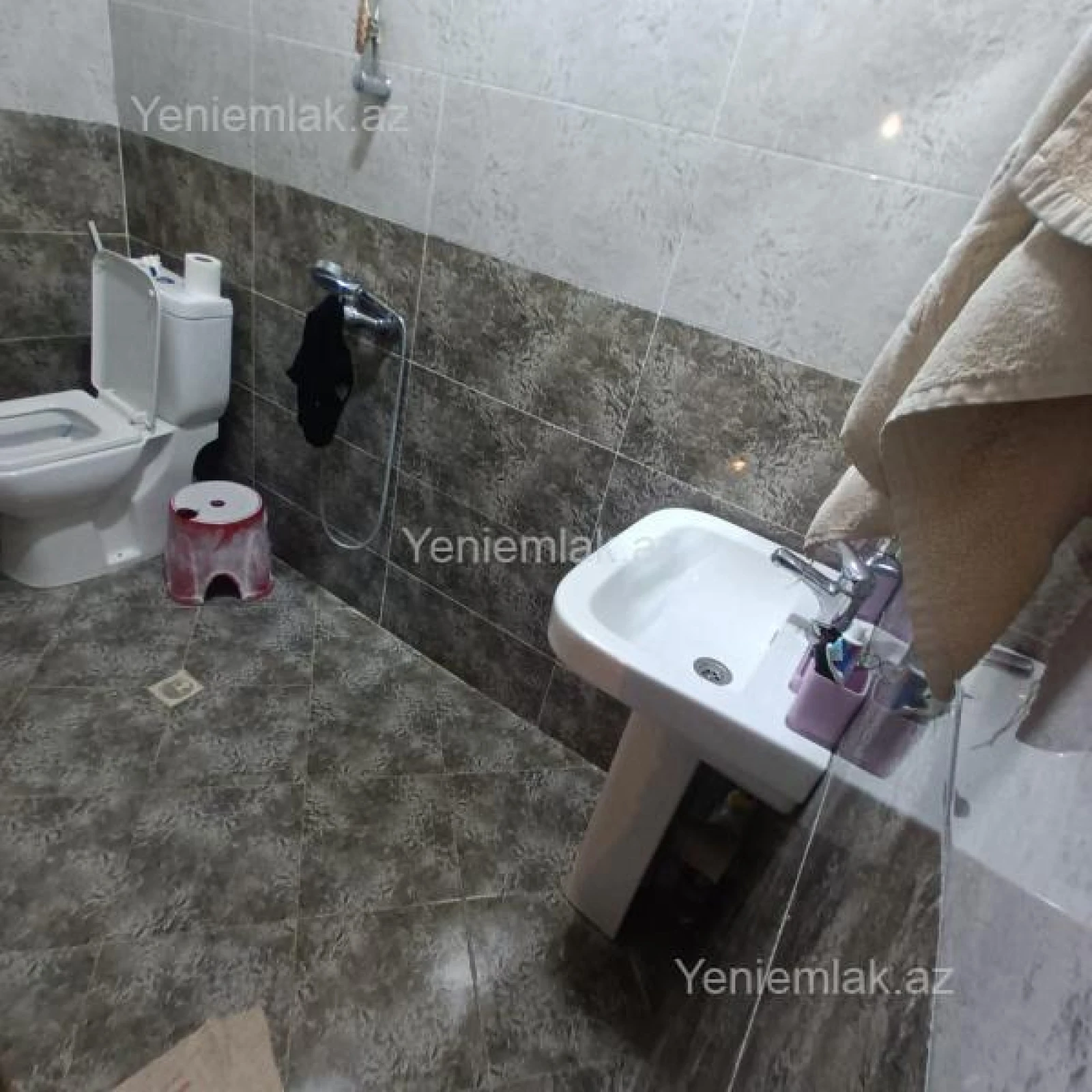 Satılır 4 otaqlı həyət evi 120 m²