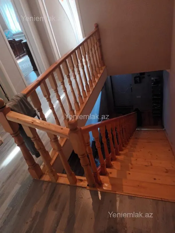 Satılır 4 otaqlı həyət evi 120 m²