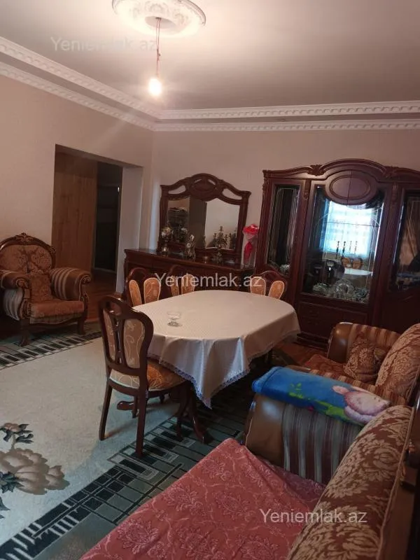 Satılır 4 otaqlı həyət evi 120 m²