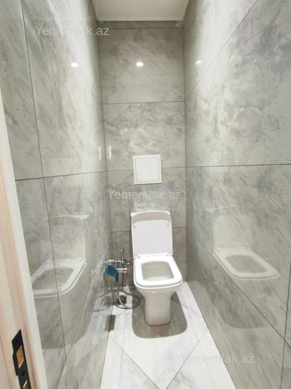 Satılır 2 otaqlı köhnə tikili 60 m²