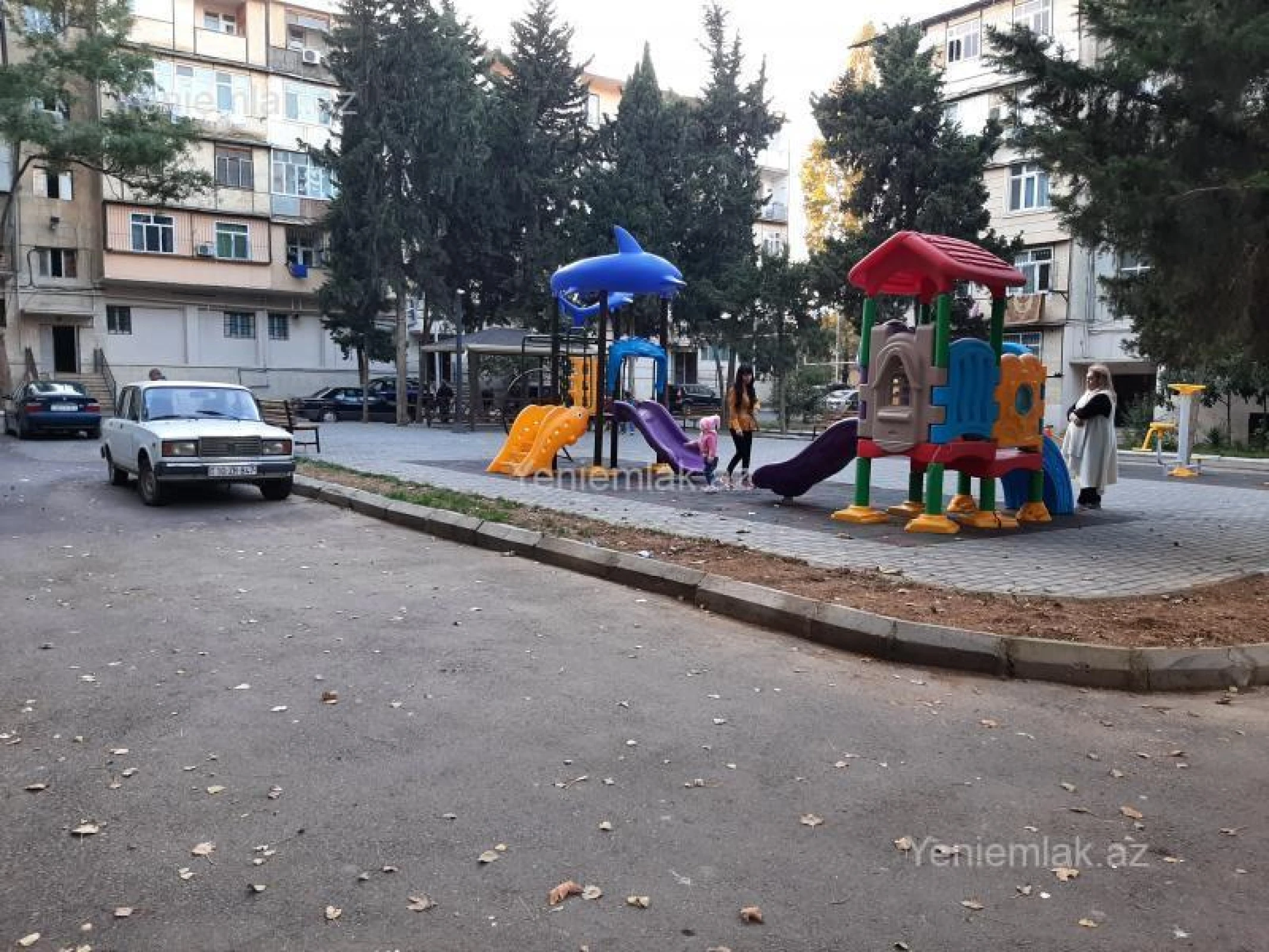 Satılır 2 otaqlı köhnə tikili 60 m²