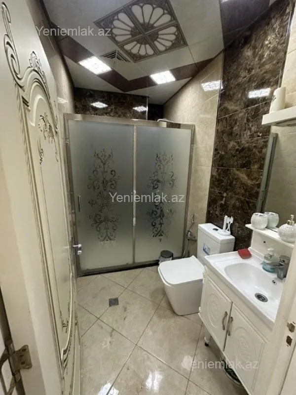 Satılır 3 otaqlı yeni tikili 90 m²