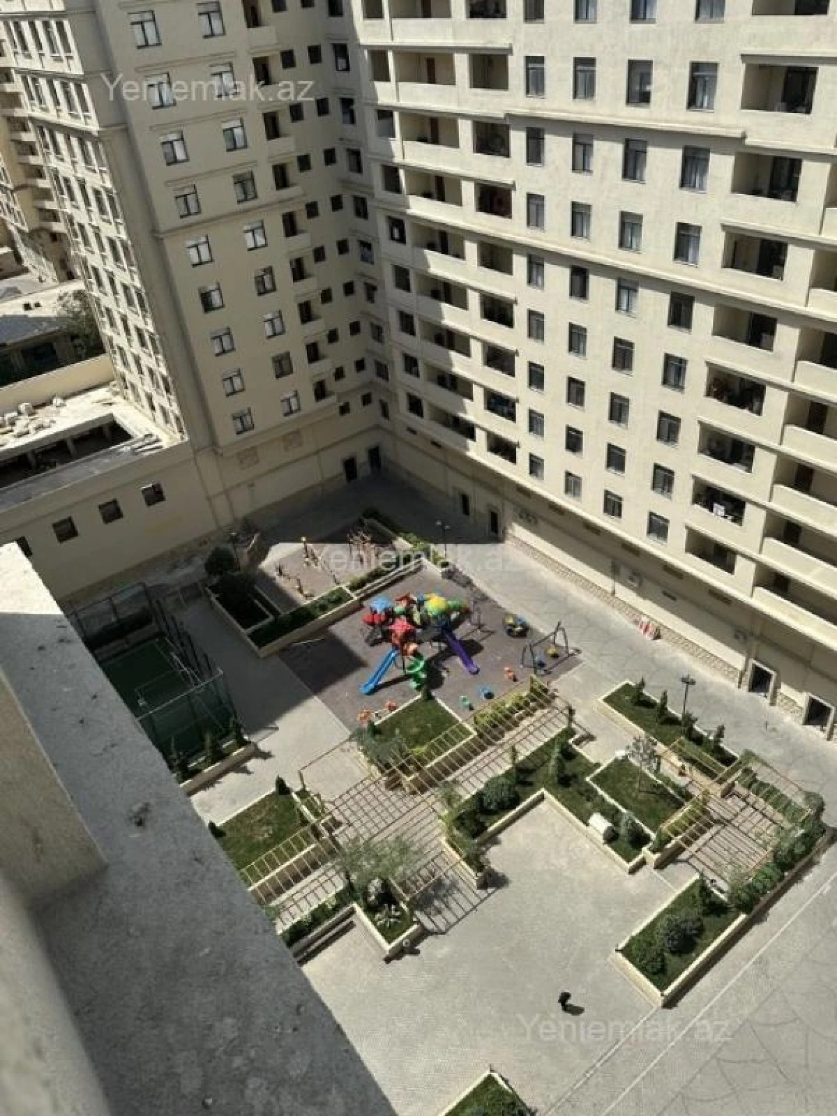 Satılır 3 otaqlı yeni tikili 90 m²