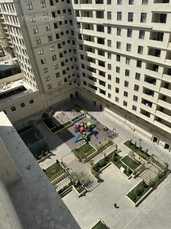 Satılır 3 otaqlı yeni tikili 90 m²