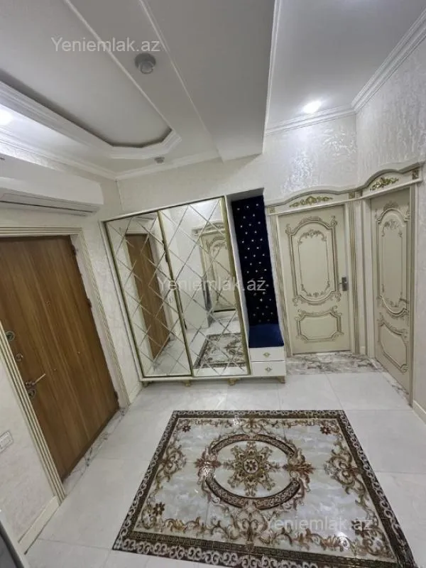 Satılır 3 otaqlı yeni tikili 90 m²