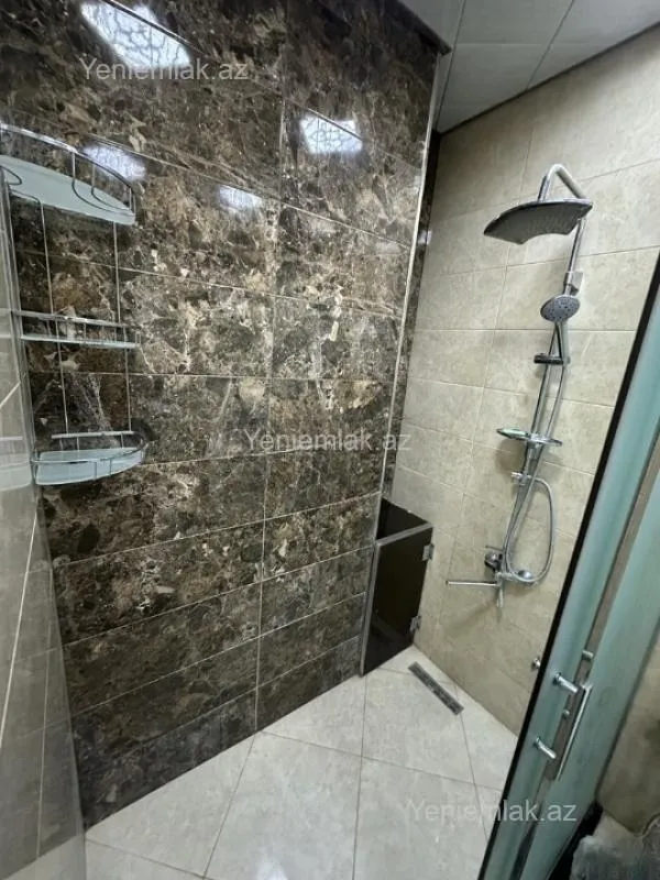 Satılır 3 otaqlı yeni tikili 90 m²