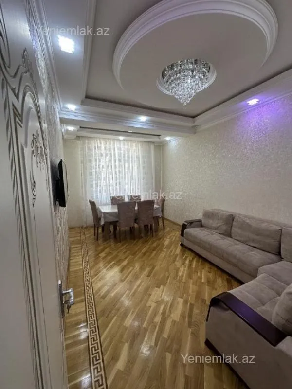 Satılır 3 otaqlı yeni tikili 90 m²