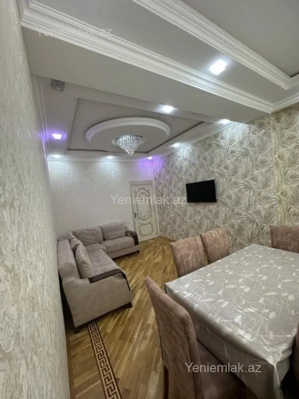 Satılır 3 otaqlı yeni tikili 90 m²