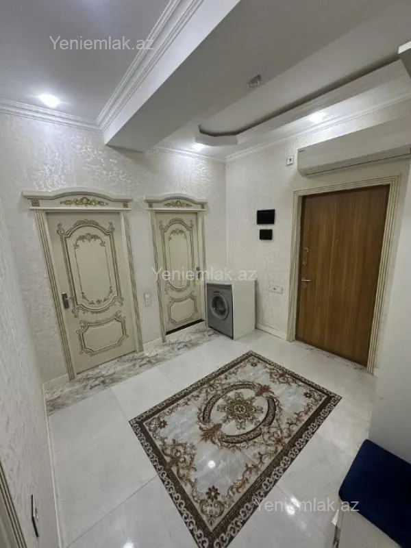 Satılır 3 otaqlı yeni tikili 90 m²