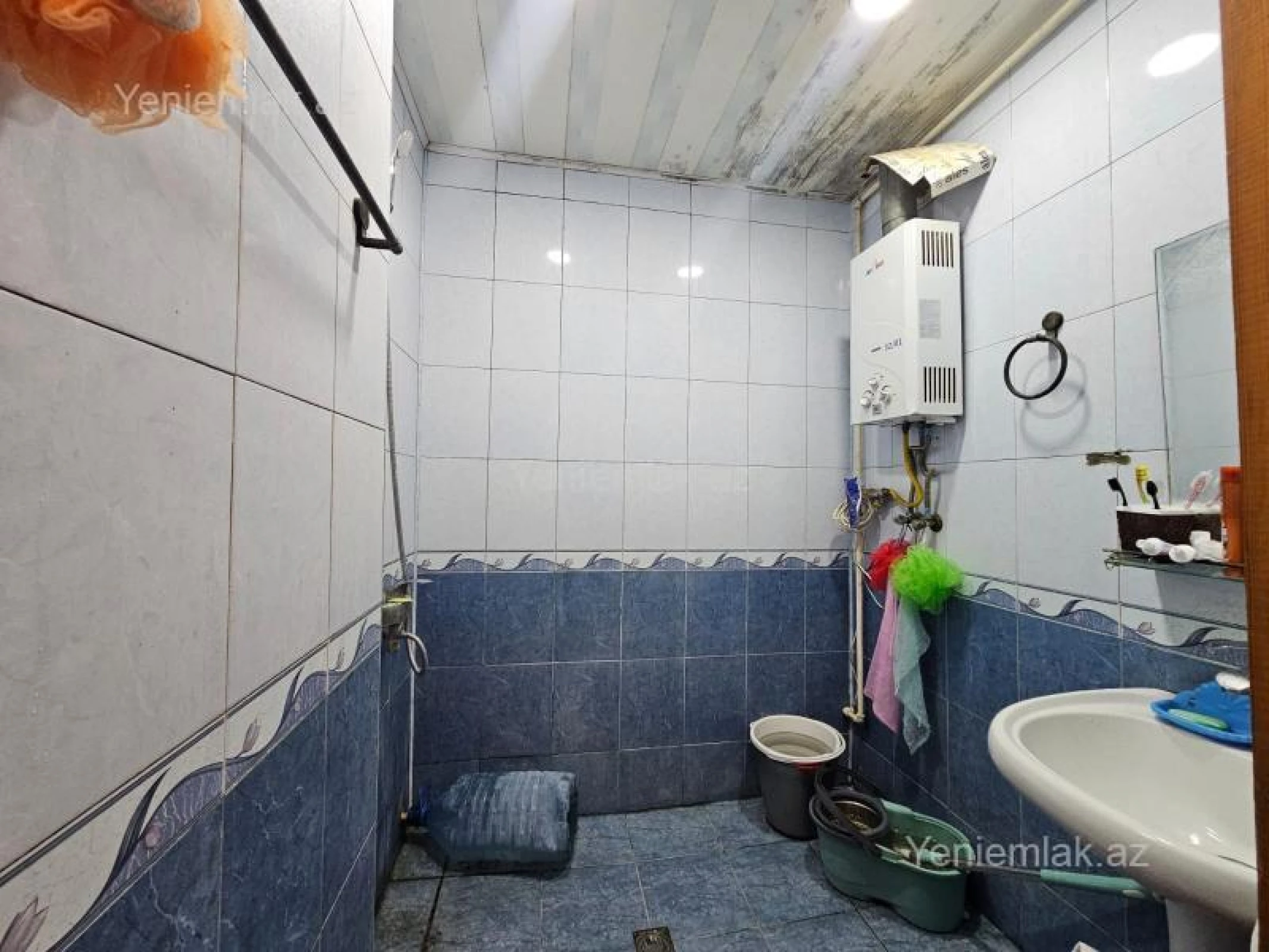 Satılır 3 otaqlı köhnə tikili 60 m²