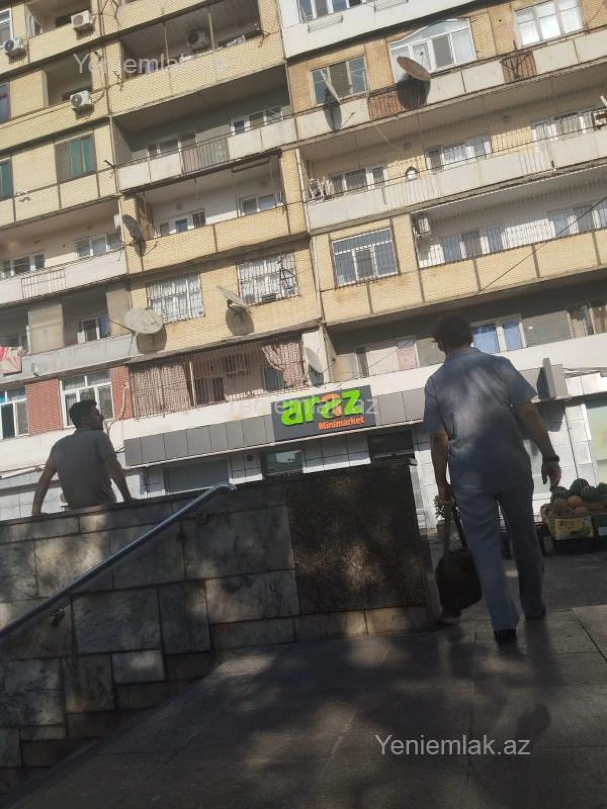 Satılır 3 otaqlı köhnə tikili 72 m²