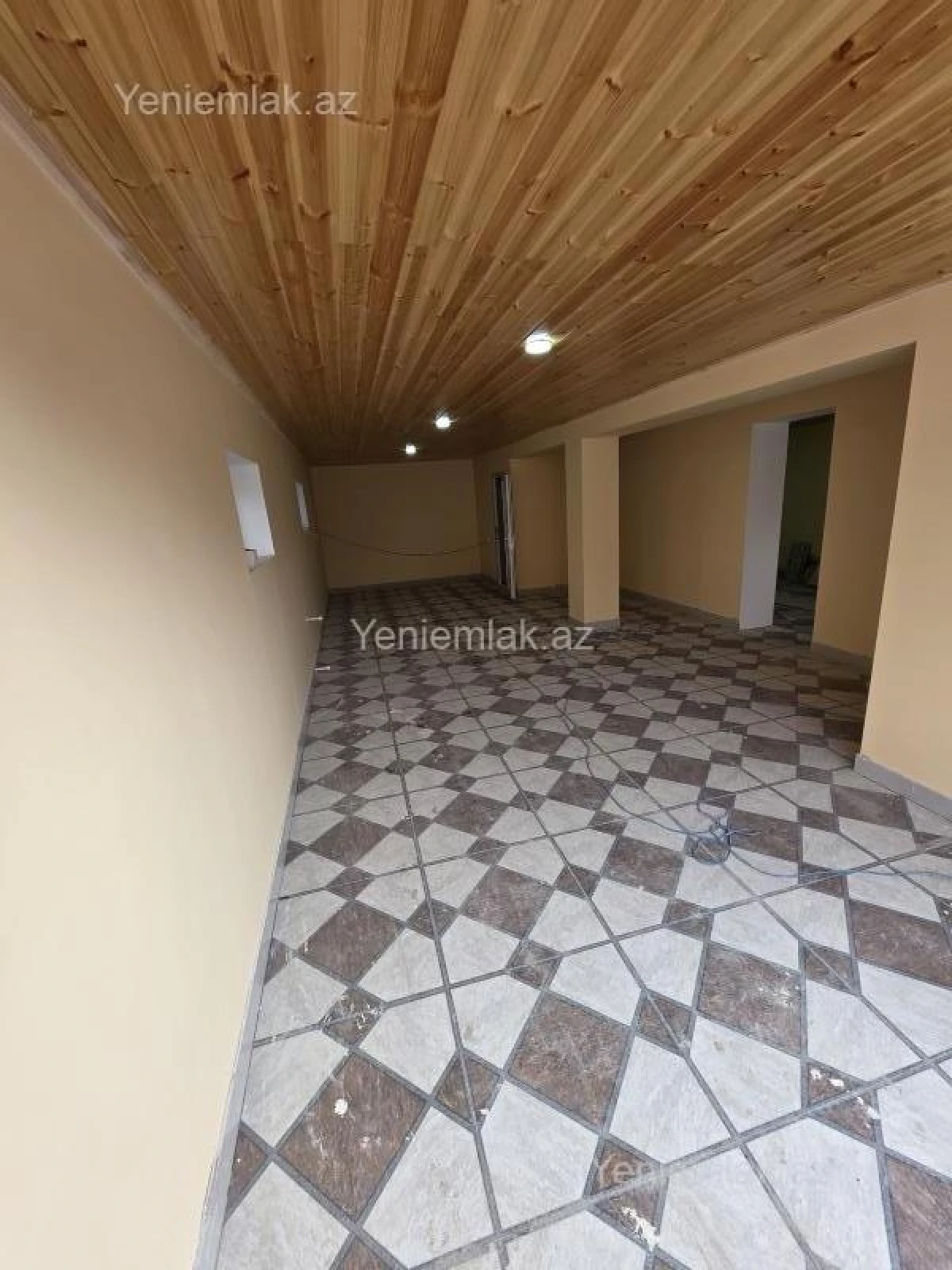 Satılır 3 otaqlı həyət evi 135 m²