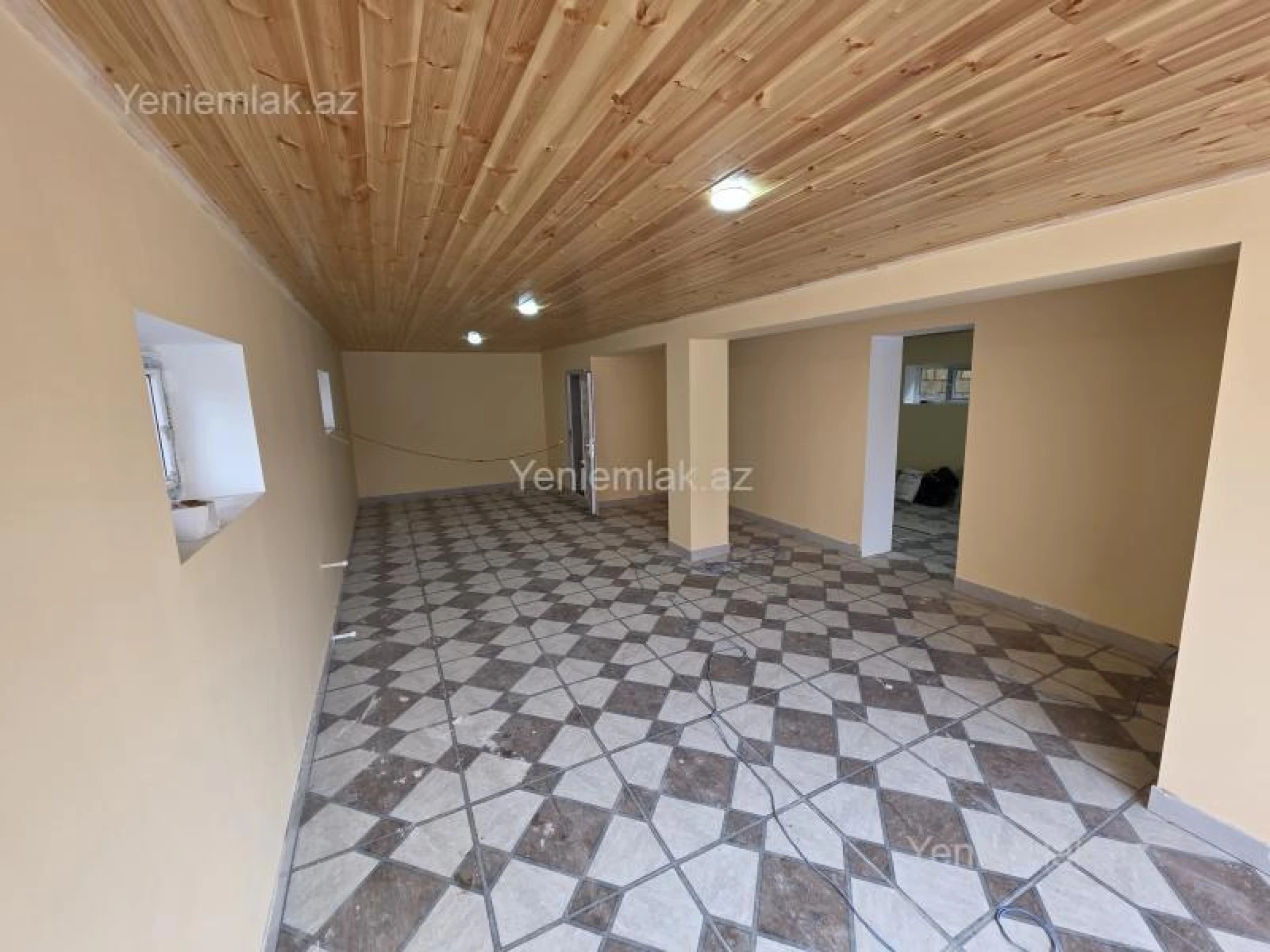 Satılır 3 otaqlı həyət evi 135 m²