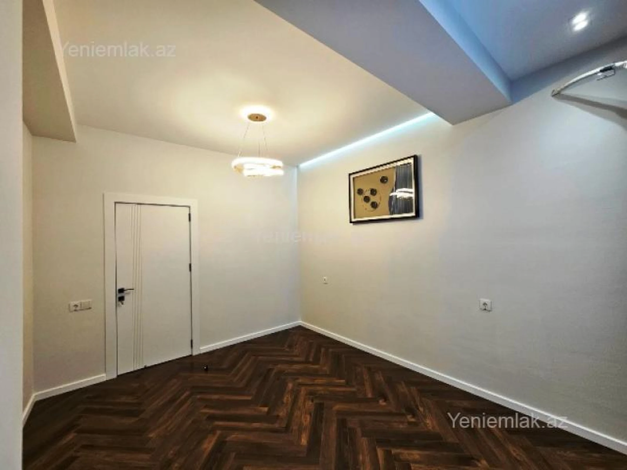 Satılır 3 otaqlı yeni tikili 81 m²