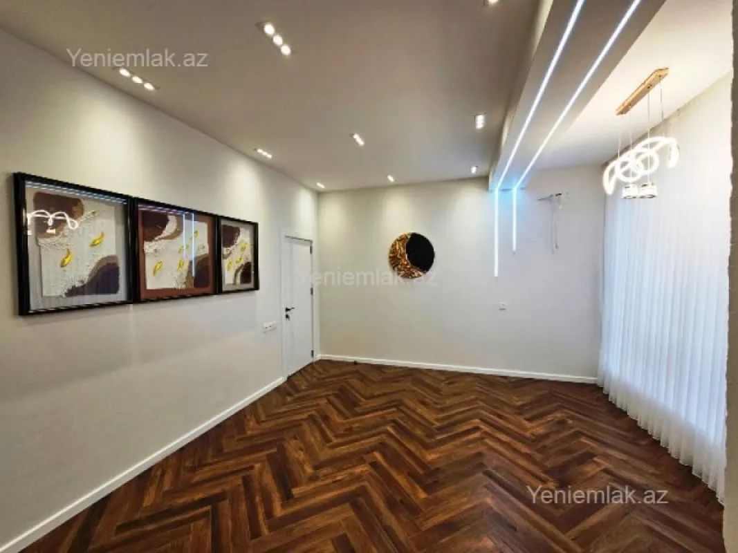 Satılır 3 otaqlı yeni tikili 81 m²