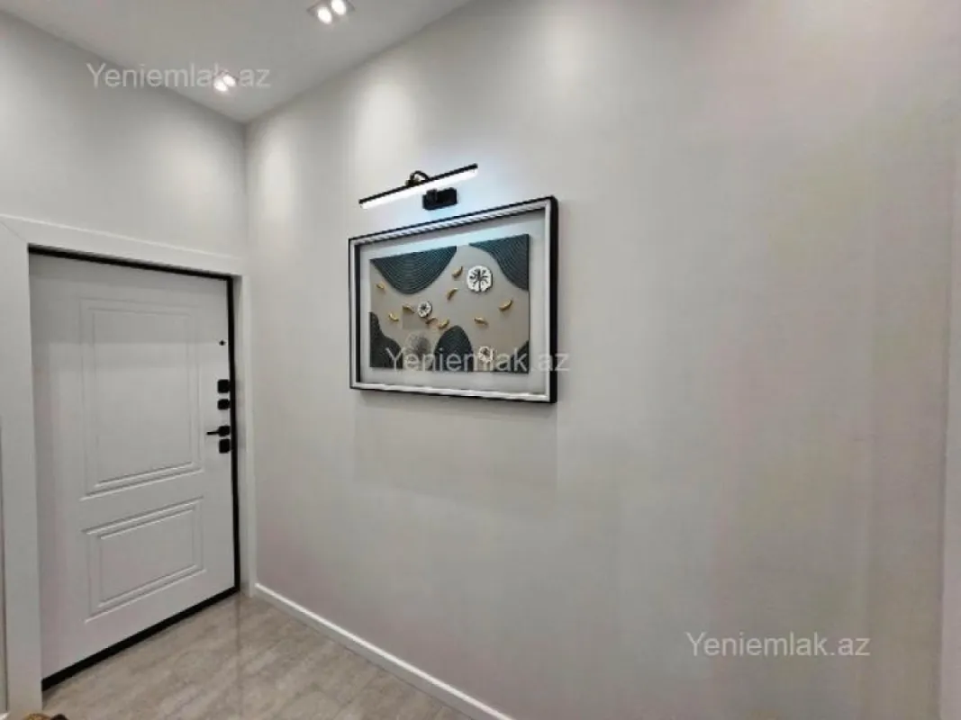 Satılır 3 otaqlı yeni tikili 81 m²