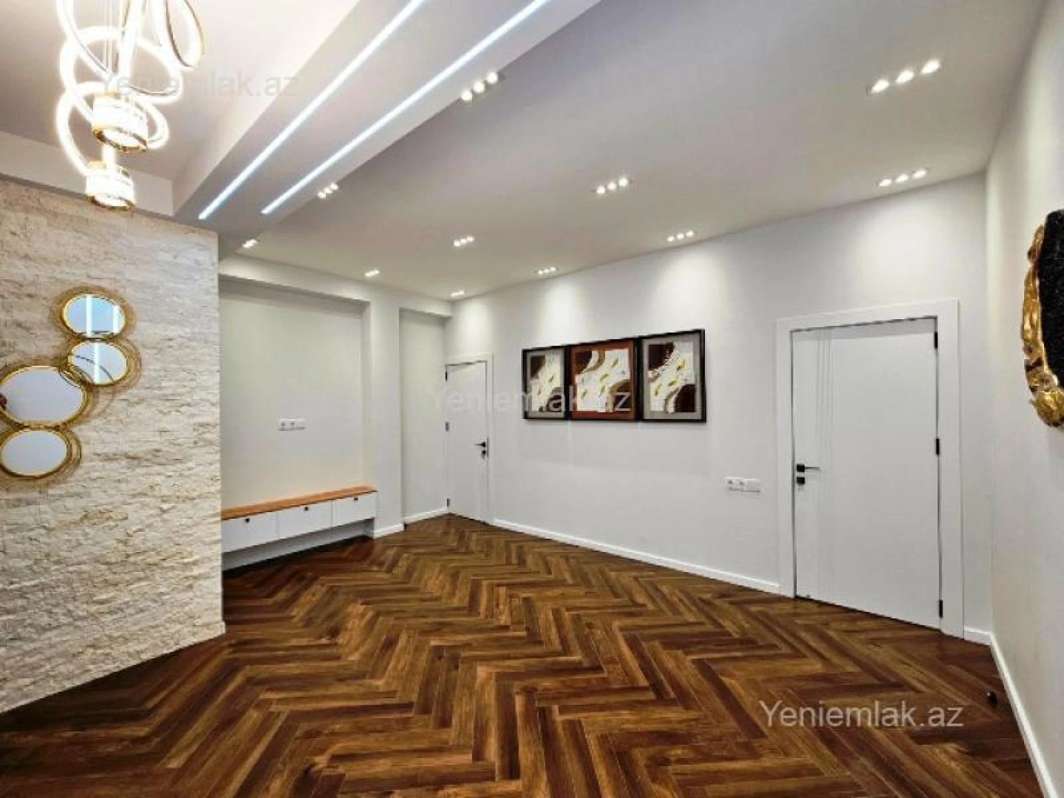 Satılır 3 otaqlı yeni tikili 81 m²