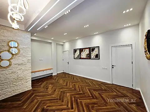 Satılır 3 otaqlı yeni tikili 81 m²