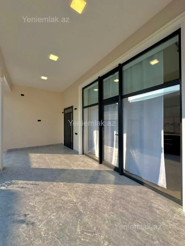 Satılır 4 otaqlı həyət evi 200 m²