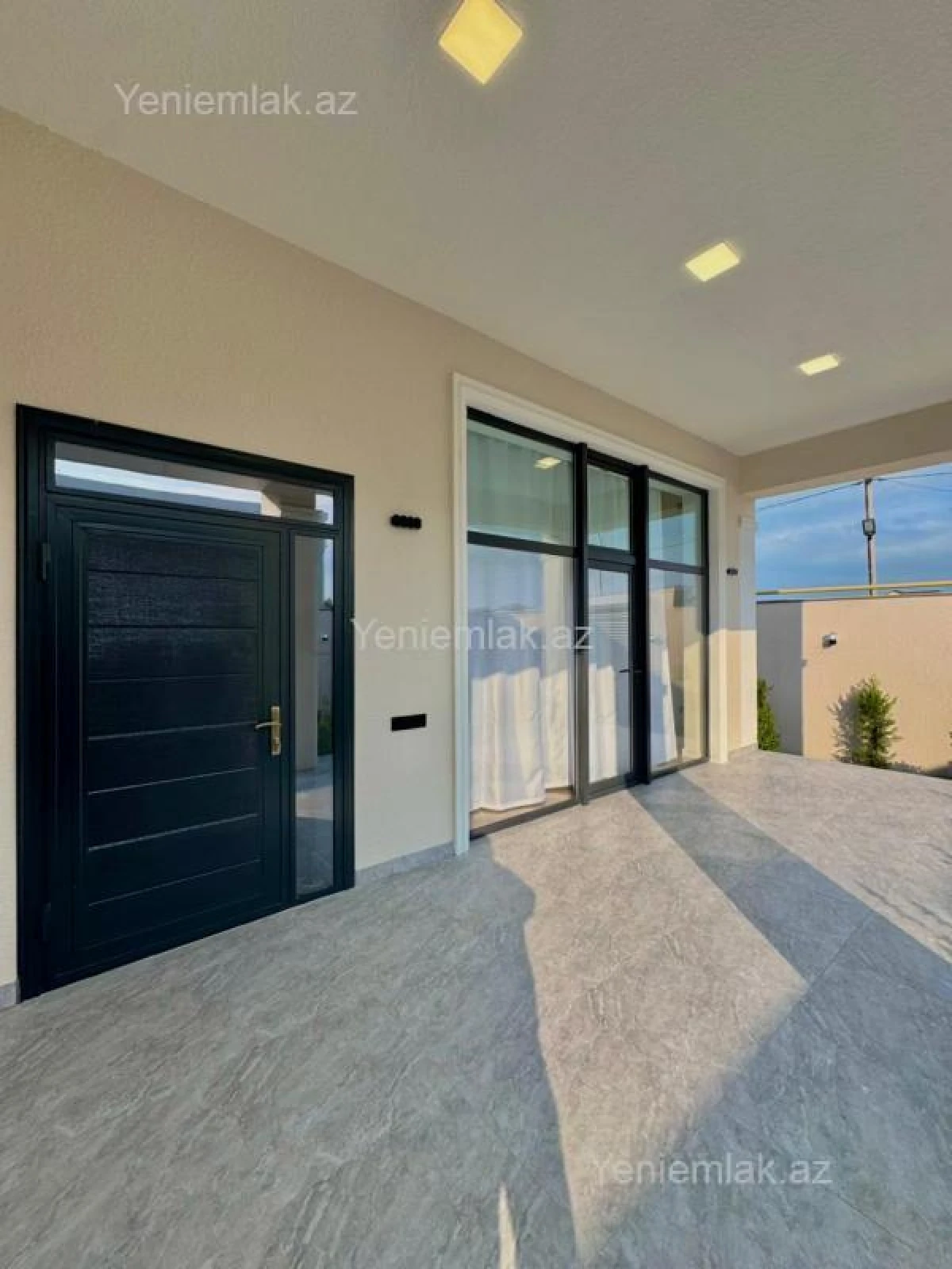 Satılır 4 otaqlı həyət evi 200 m²