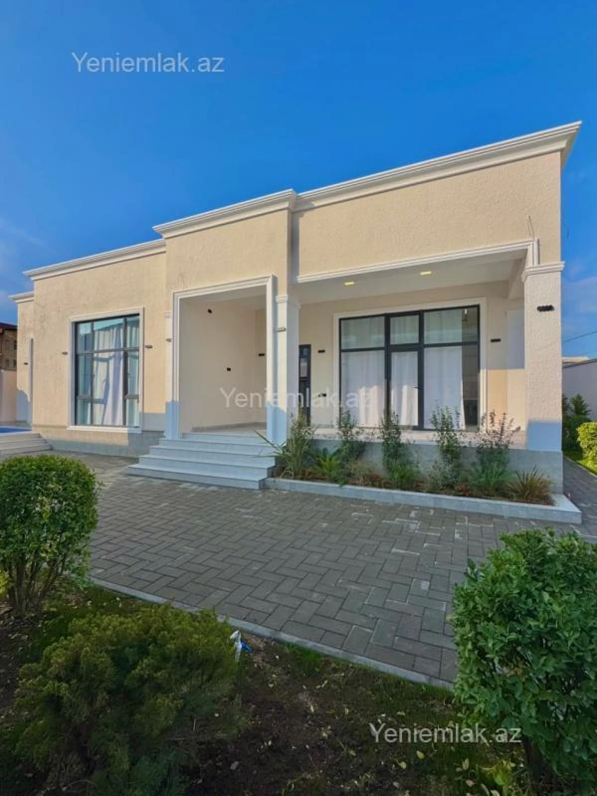 Satılır 4 otaqlı həyət evi 200 m²