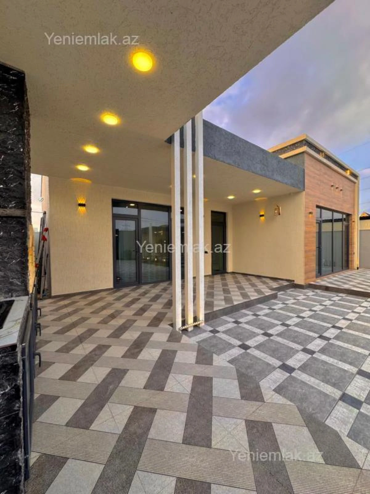 Satılır 4 otaqlı həyət evi 150 m²