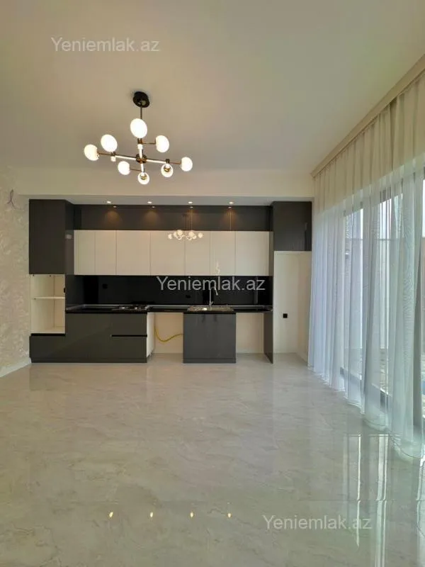 Satılır 4 otaqlı həyət evi 155 m²