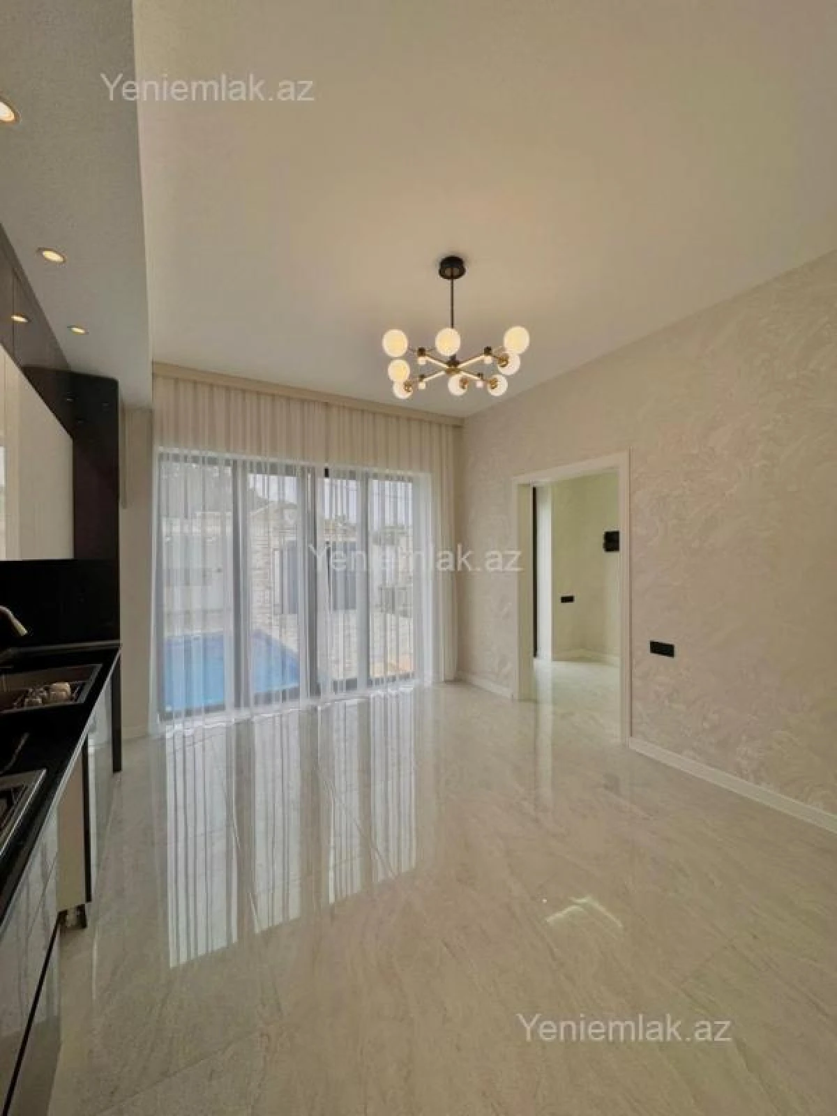 Satılır 4 otaqlı həyət evi 155 m²