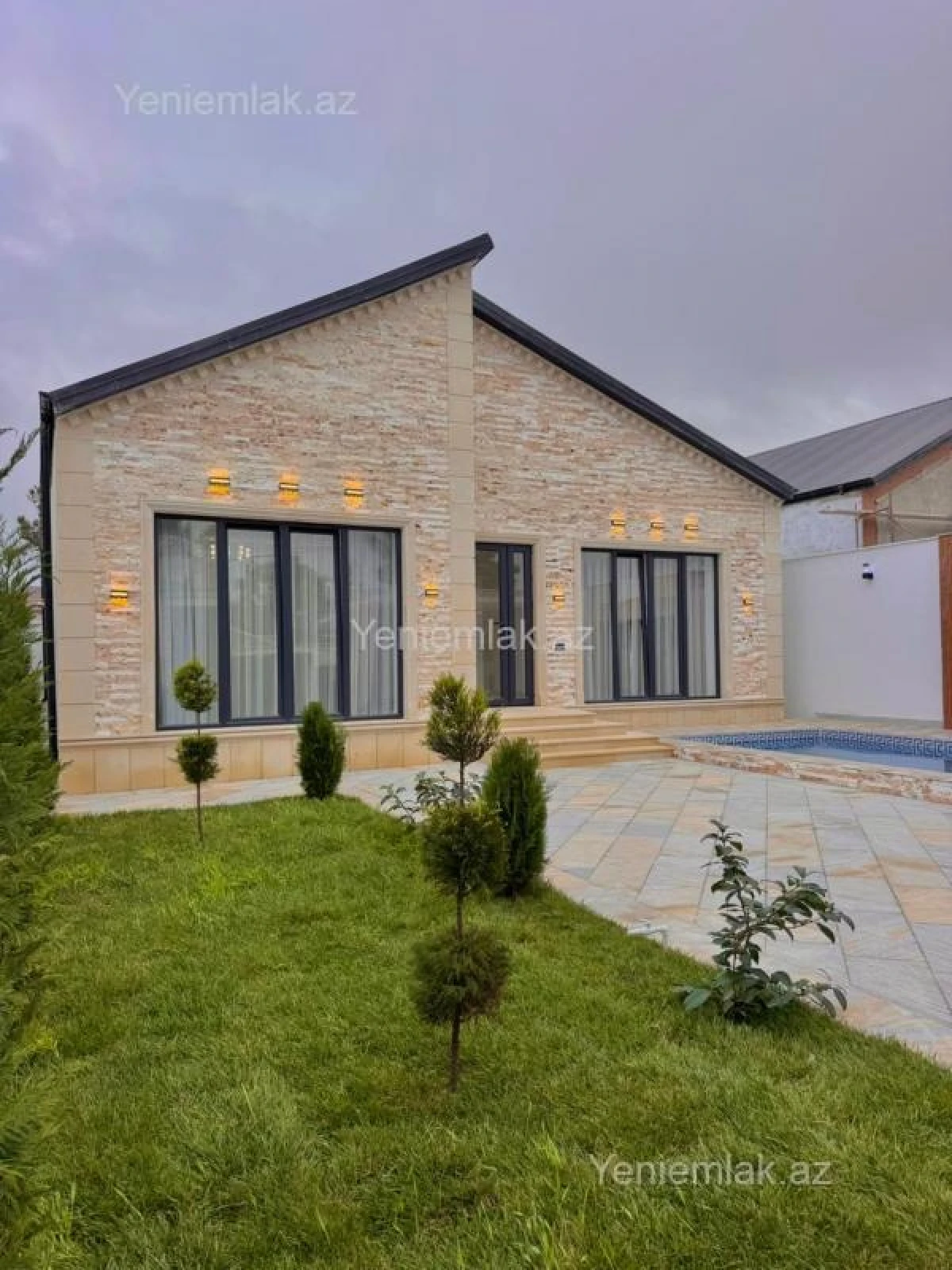 Satılır 4 otaqlı həyət evi 155 m²