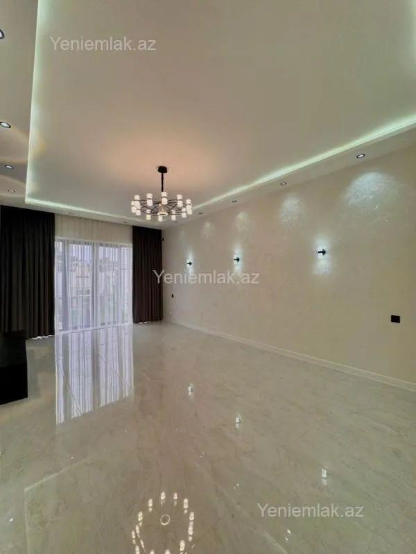 Satılır 4 otaqlı həyət evi 155 m²