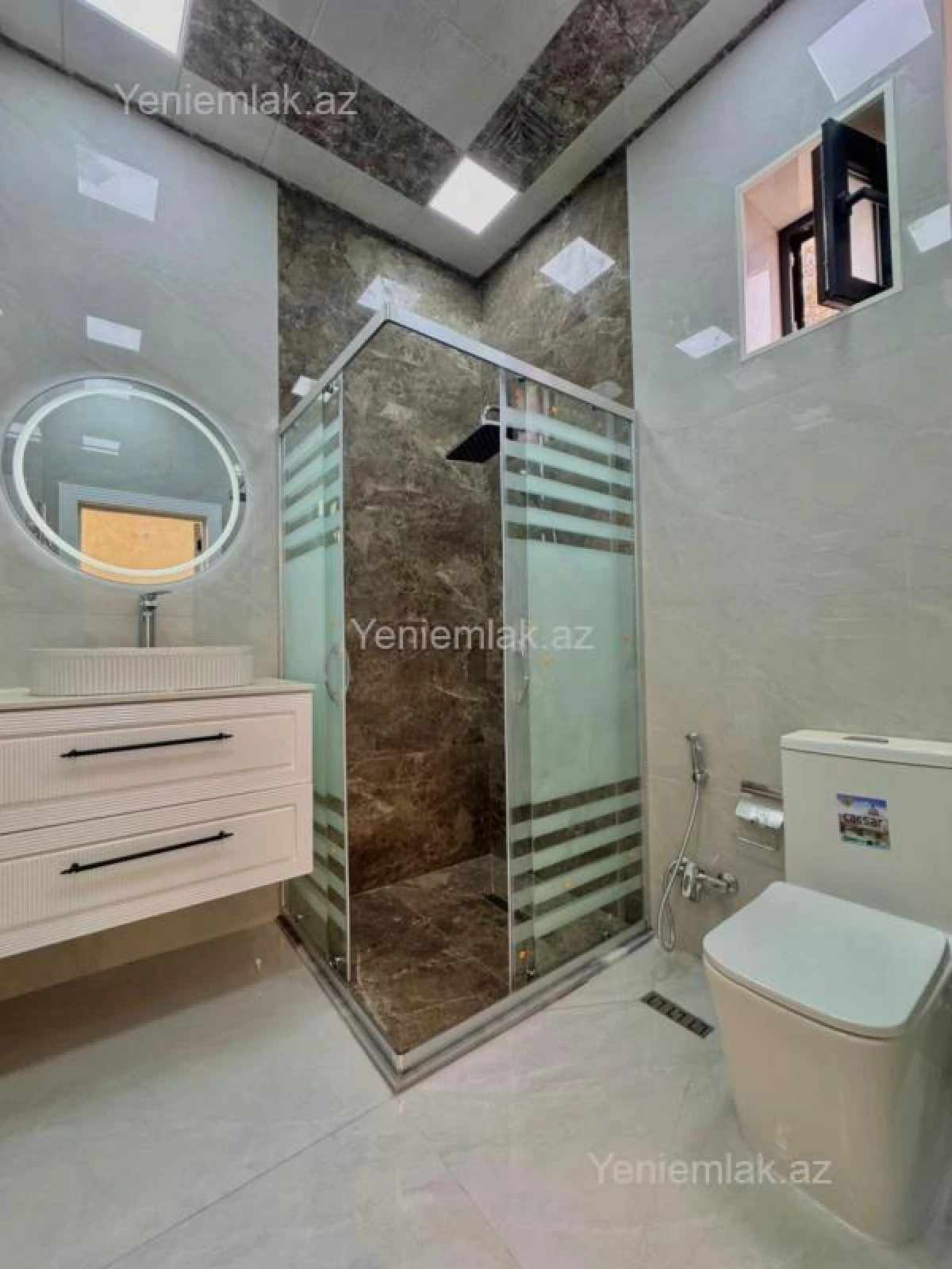 Satılır 4 otaqlı həyət evi 155 m²