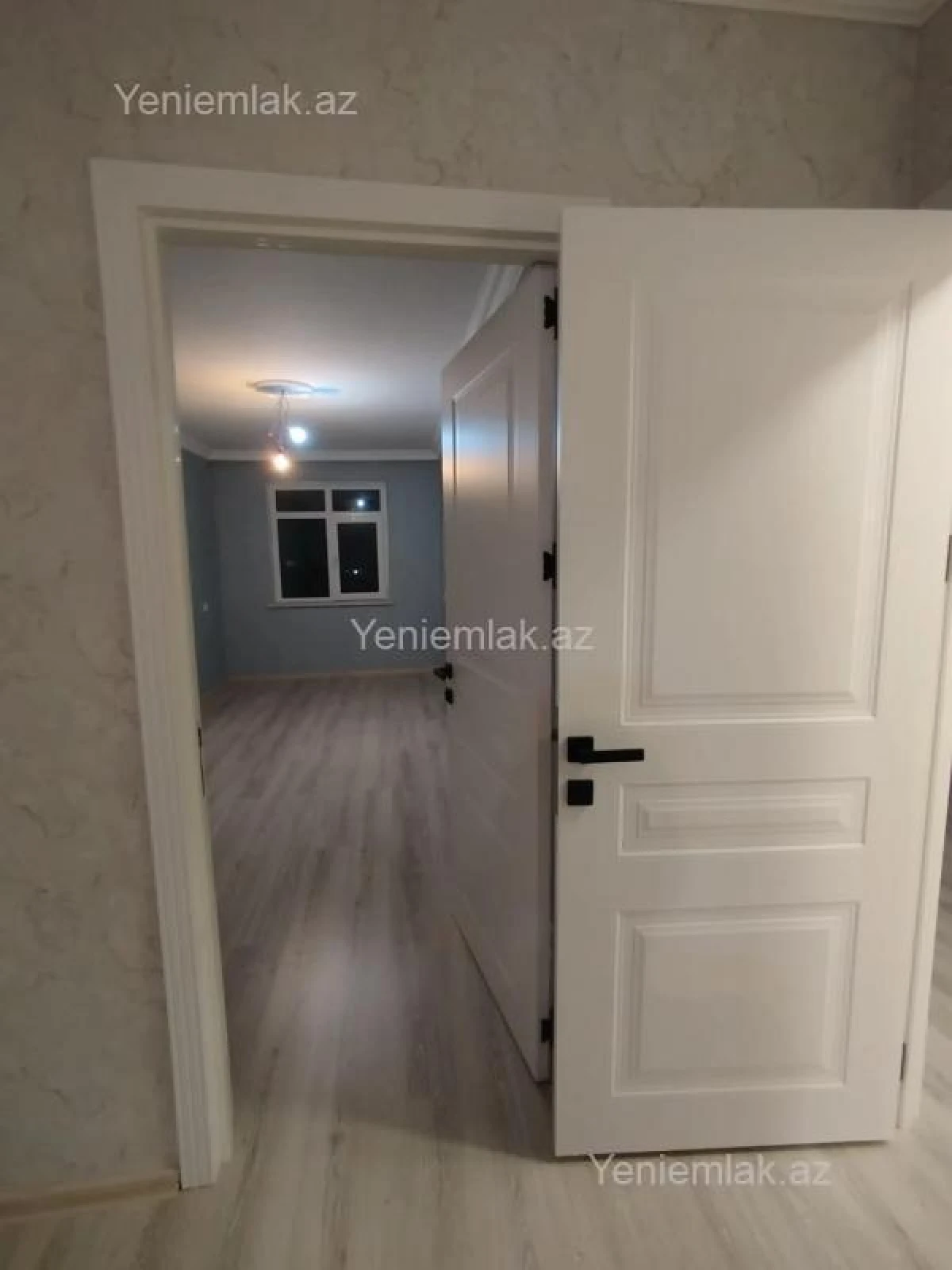 Satılır 3 otaqlı köhnə tikili 76 m²