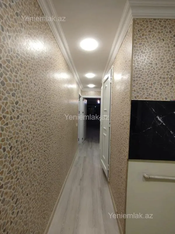 Satılır 3 otaqlı köhnə tikili 76 m²
