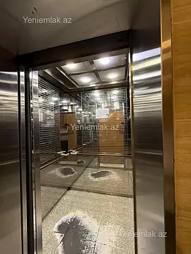 Satılır 3 otaqlı yeni tikili 128 m²