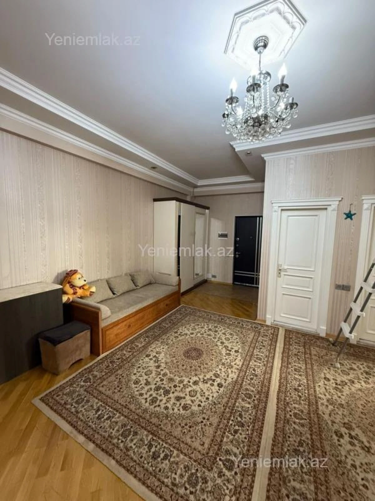 Satılır 3 otaqlı yeni tikili 128 m²